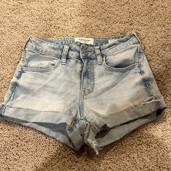 Short Jean Shorts - Picture 1 of 3